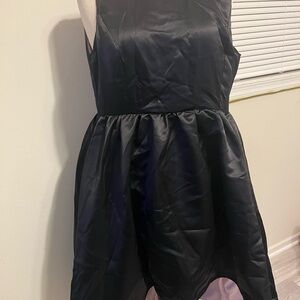 STYLEWE Elegant Black with Pink lining Sleeveless Dress